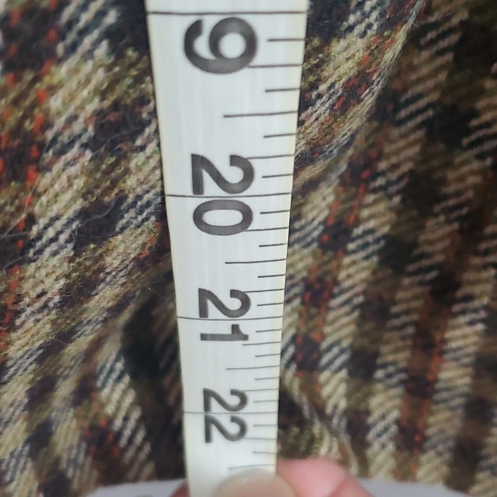 Talbots 3/4 Sleeve Plaid Blazer 100% Wool, Fully Lined, Size 8 - Picture 8 of 8